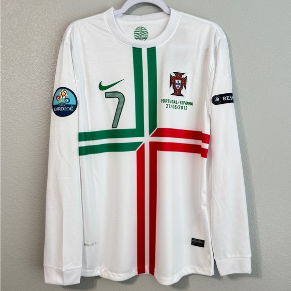 Nike Portugal 2012 Cristiano Ronaldo home euro soccer jersey - Picture 2 of 4